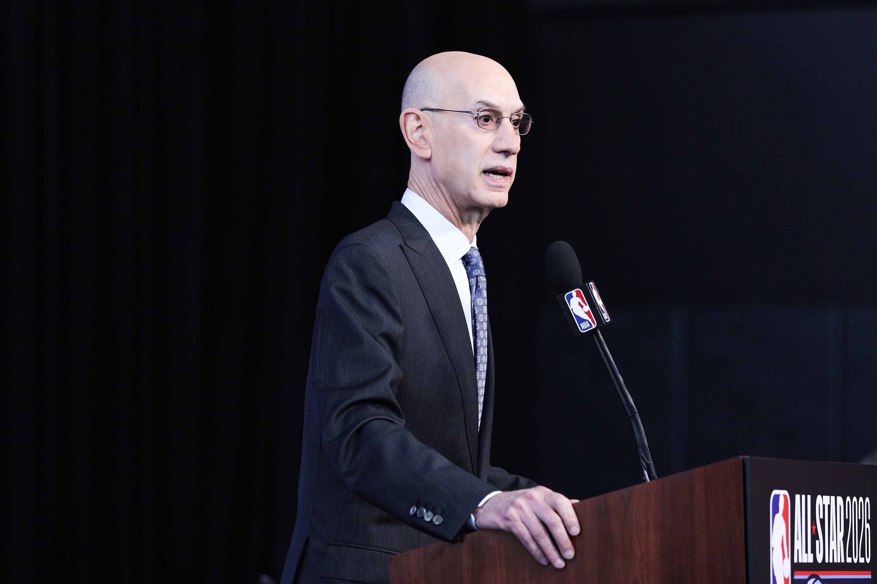 开云体育官方网站-NBA同战绩抽签：爵士压国王 开拓者15顺位 火箭22顺位 湖人25顺位